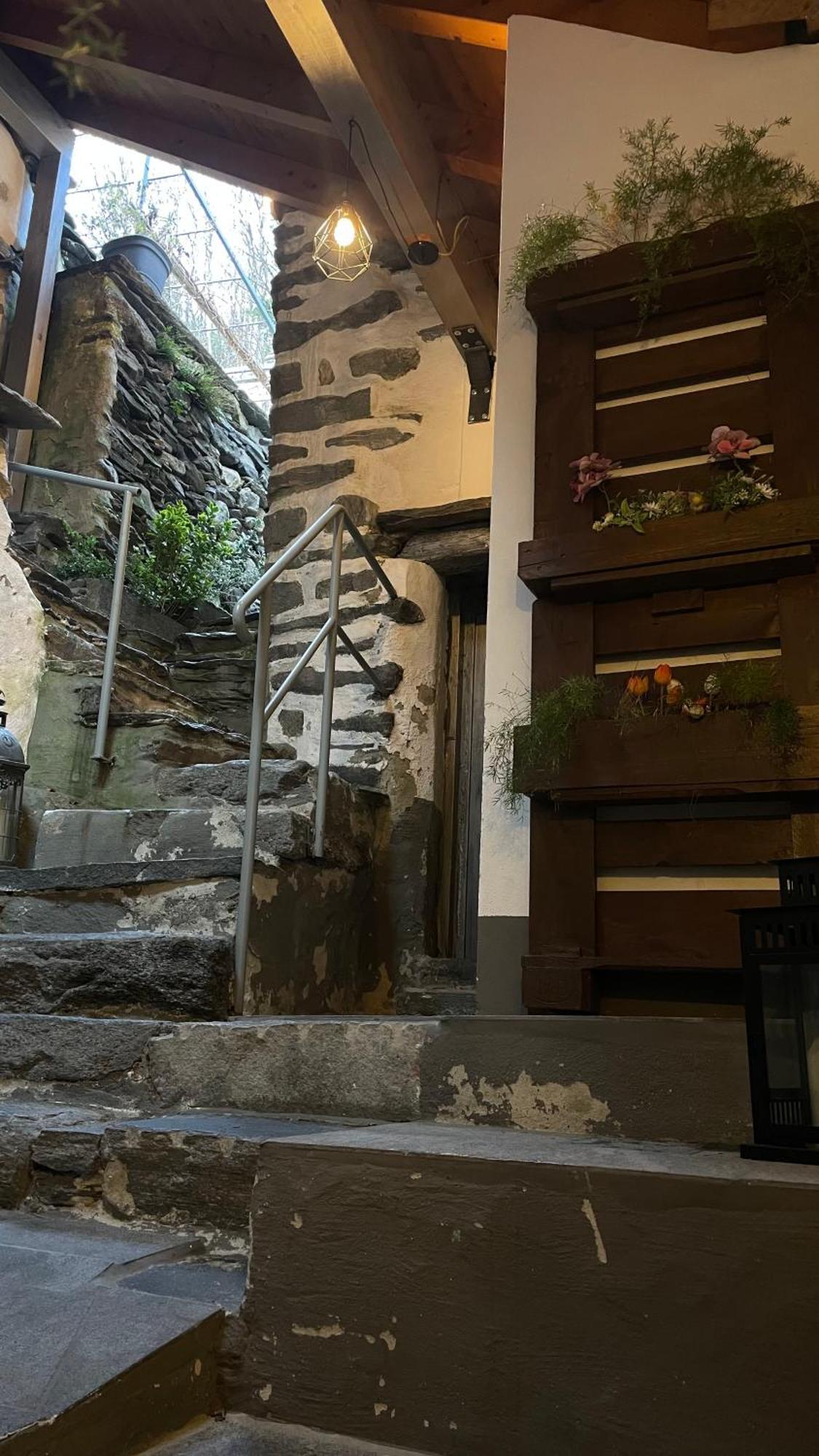 B&B Osteria Morganti Someo Exterior photo